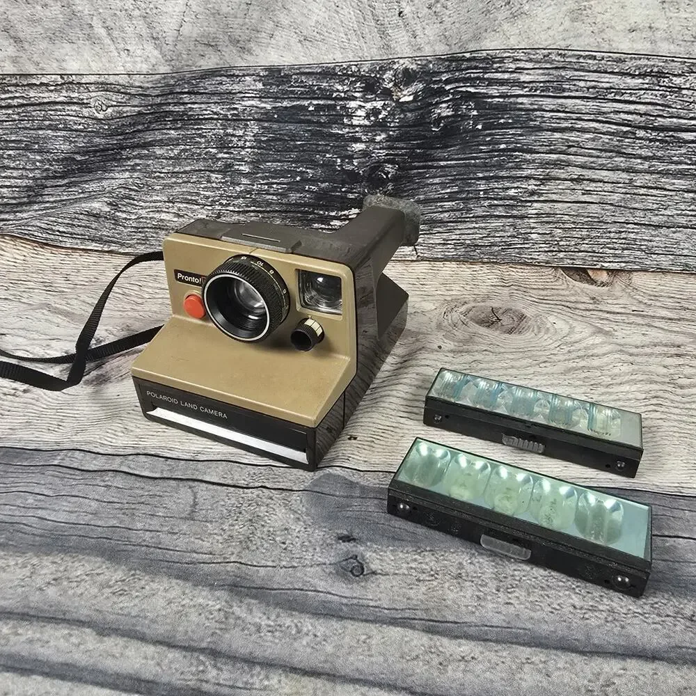 POLAROID PRONTO S VTG Land Camera Instant Film Flash UNTESTED Brown Black